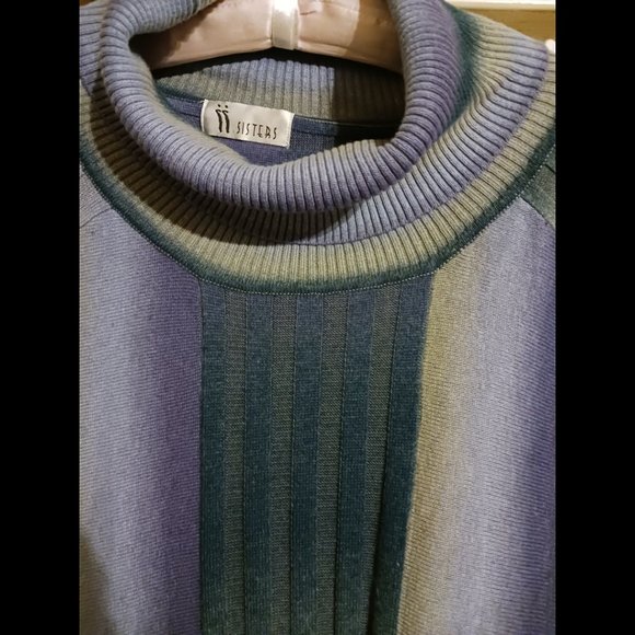 Sisters Sweater Large - Picture 5 of 5